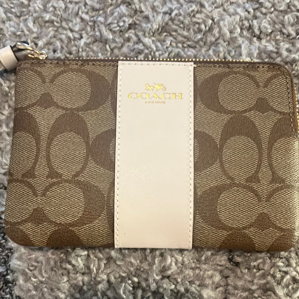 Coach Signature Brown and Cream Wristlet - Picture 2 of 9